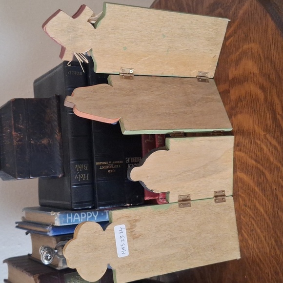 Fall Primitive/Folkart Painted Table Decor - Picture 4 of 6